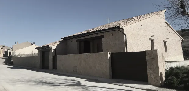 Vivienda en Piquera de San Esteban